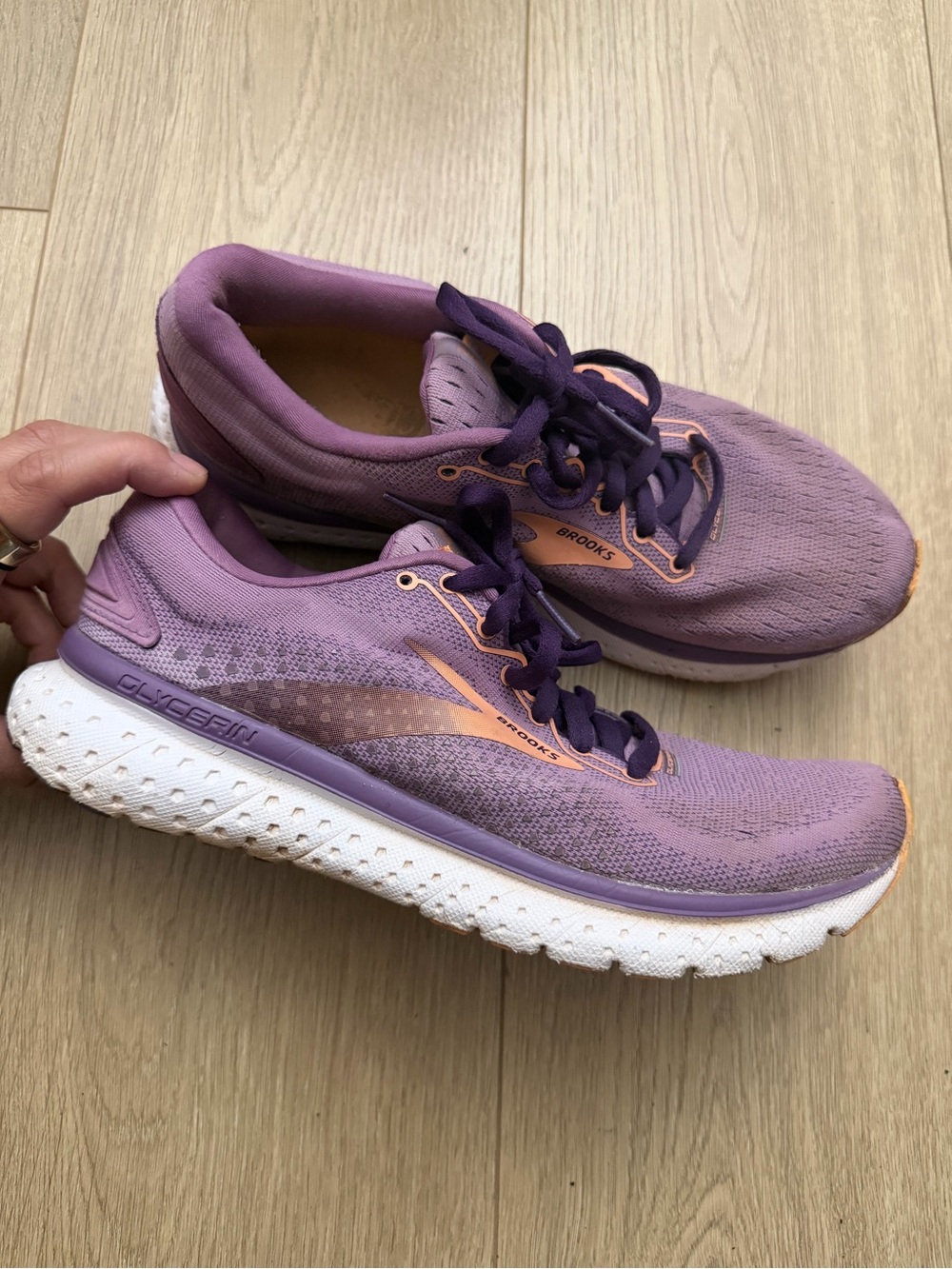Brooks Glycerin 18 running shoes size 7.5 women’s